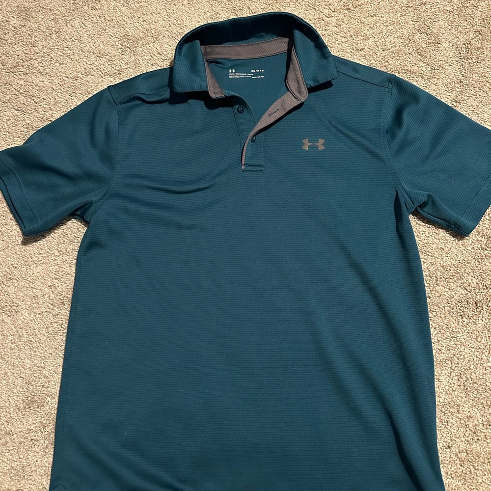 Men’s Under Armour Golf Polo Size Medium
